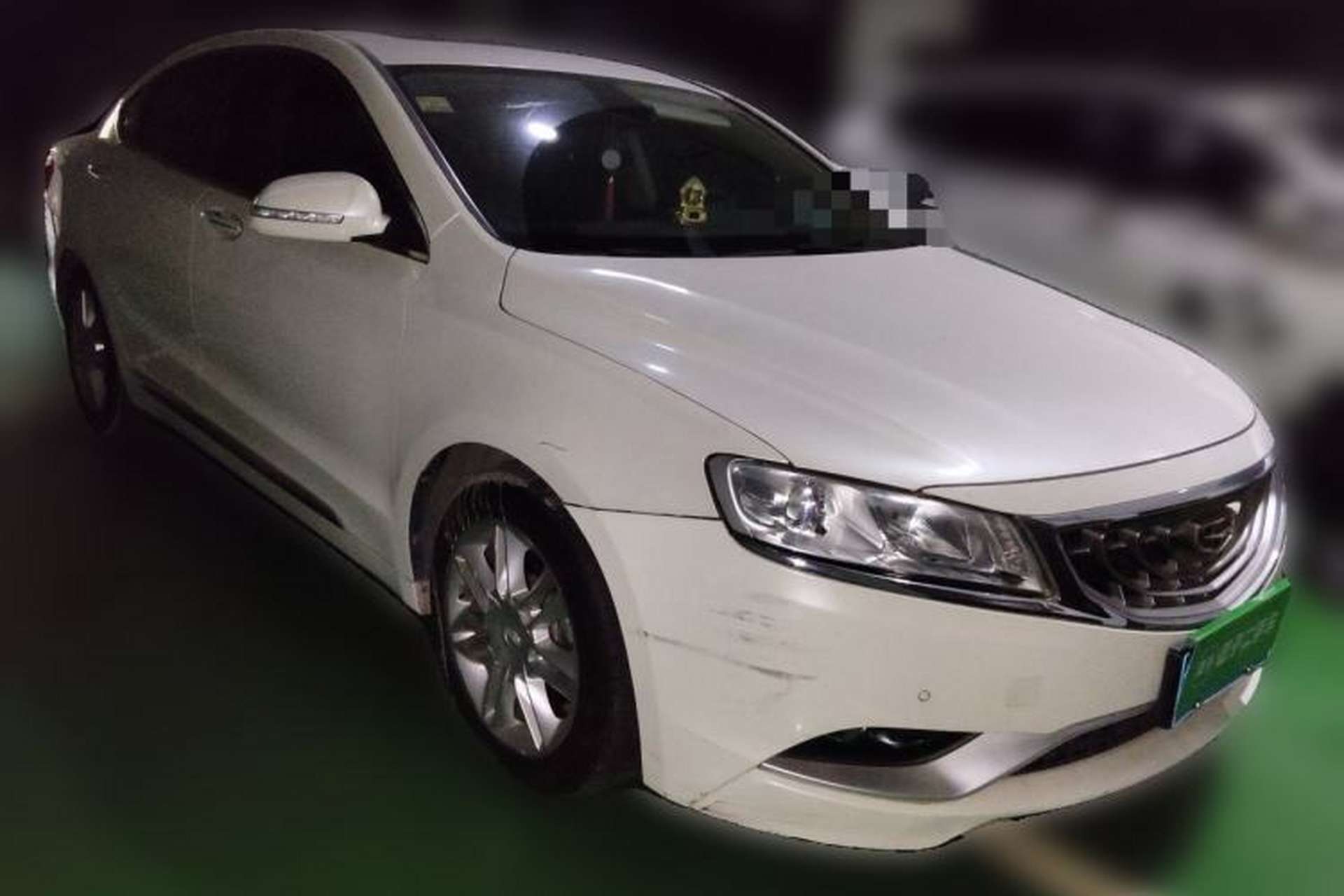 Used Geely Auto Emgrand GT 2015 2.4L Comfort Model Front Right 45 Deg