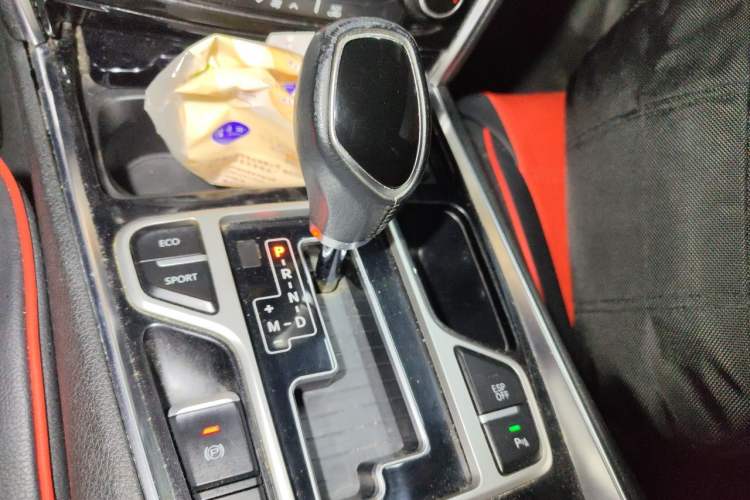 Used Geely Auto Emgrand GT 2015 2.4L Comfort Model Gear Lever