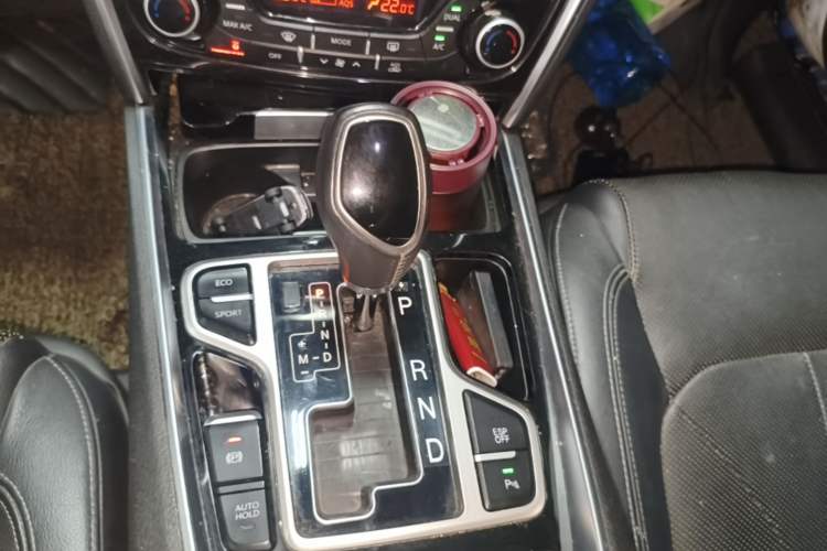 Used Geely Auto Emgrand GT 2015 1.8T Premium Model Gear Lever
