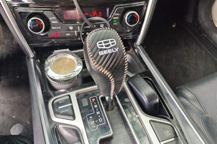 Used Geely Auto Emgrand GT 2015 1.8T Premium Model Gear Lever