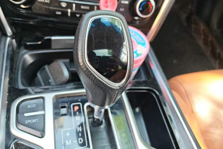 Used Geely Auto Emgrand GT 2015 1.8T Flagship Model Gear Lever