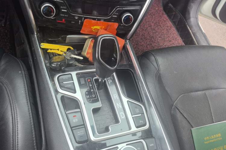 Used Geely Auto Emgrand GT 2015 1.8T Premium Model Gear Lever