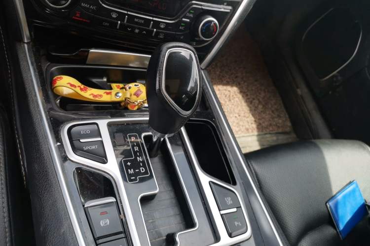 Used Geely Auto Emgrand GT 2015 2.4L Comfort Model Gear Lever