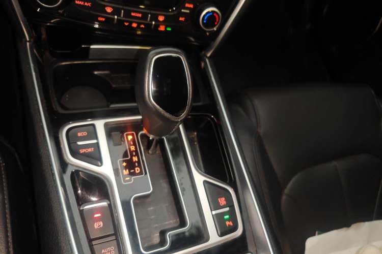 Used Geely Auto Emgrand GT 2015 1.8T Premium Model Gear Lever