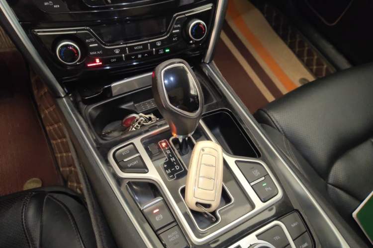 Used Geely Auto Emgrand GT 2015 1.8T Comfort Model Gear Lever