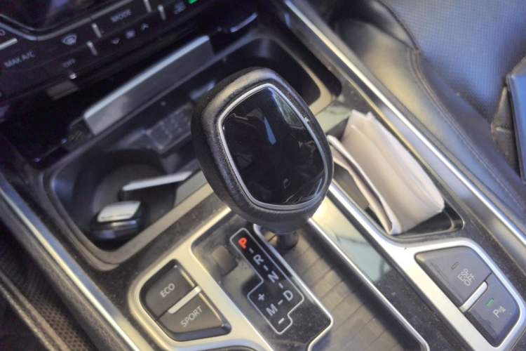 Used Geely Auto Emgrand GT 2015 1.8T Premium Model Gear Lever