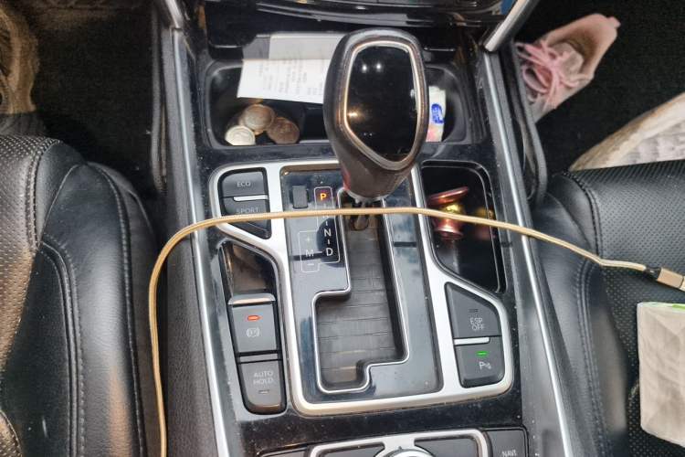 Used Geely Auto Emgrand GT 2015 1.8T Premium Model Gear Lever