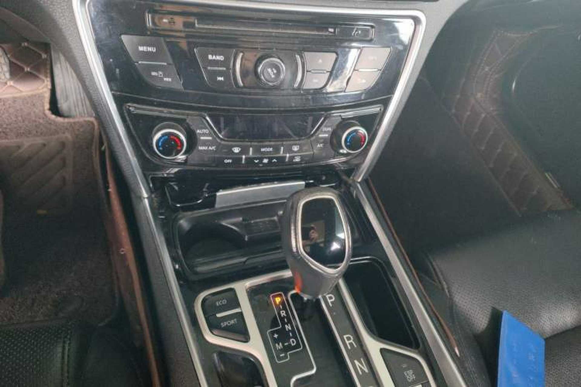 Used Geely Auto Emgrand GT 2015 2.4L Comfort Model Gear Lever