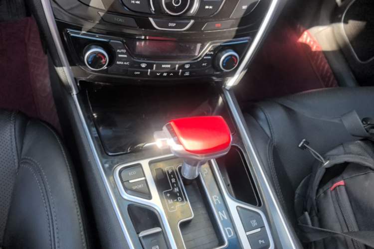Used Geely Auto Emgrand GT 2015 1.8T Flagship Model Gear Lever