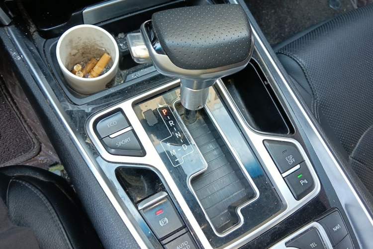 Used Geely Auto Emgrand GT 2015 1.8T Flagship Model Gear Lever