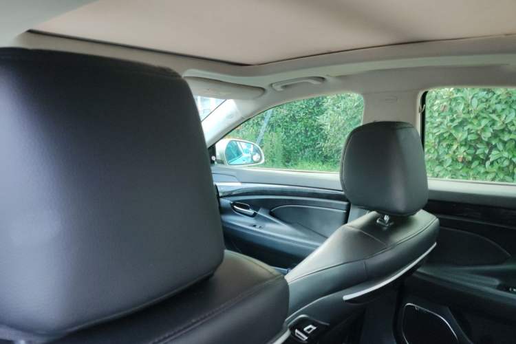 Used Geely Auto Emgrand GT 2015 1.8T Premium Model Headliner