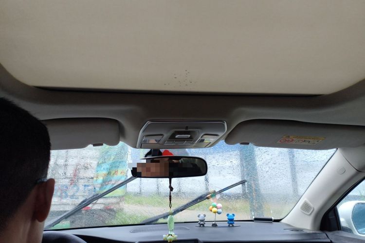 Used Geely Auto Emgrand GT 2015 2.4L Comfort Model Headliner
