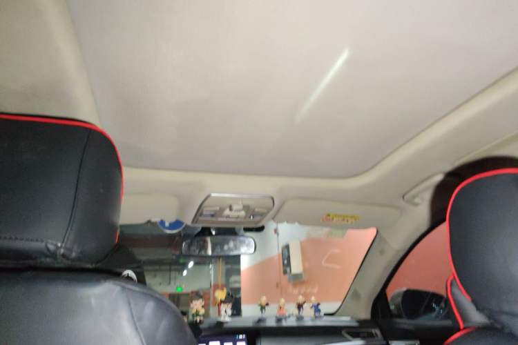 Used Geely Auto Emgrand GT 2015 2.4L Comfort Model Headliner