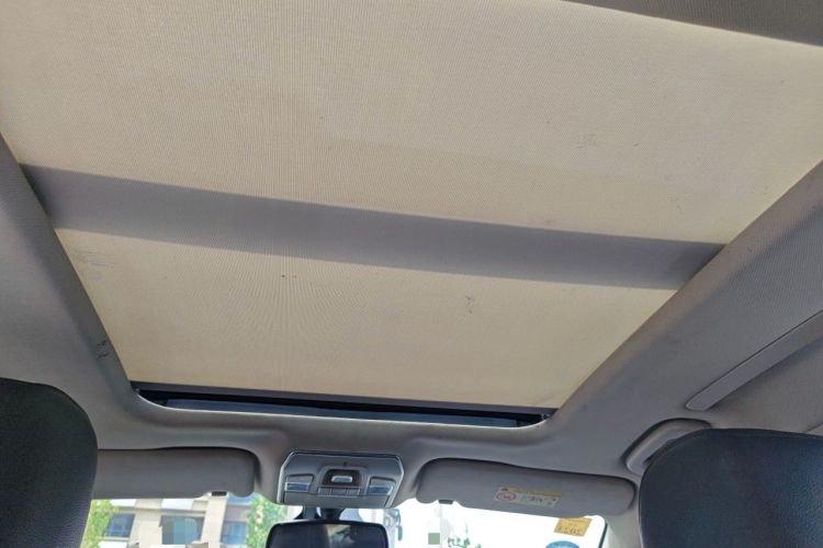 Used Geely Auto Emgrand GT 2015 1.8T Premium Model Headliner