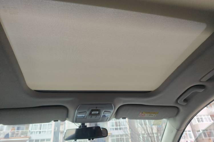 Used Geely Auto Emgrand GT 2015 2.4L Comfort Model Headliner