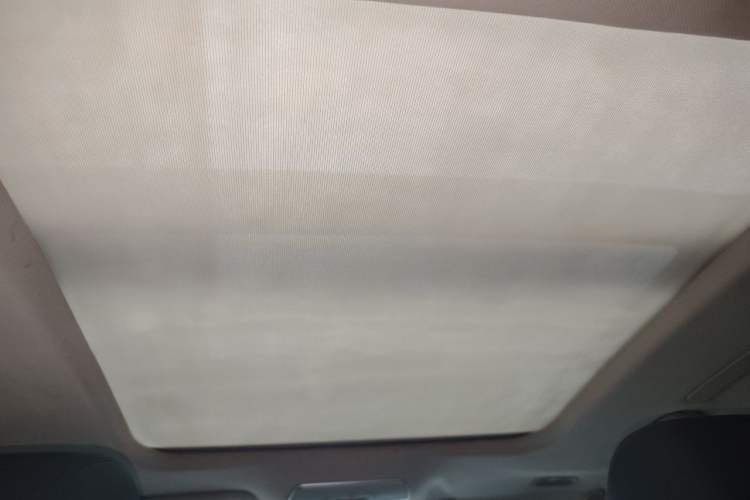 Used Geely Auto Emgrand GT 2015 1.8T Comfort Model Headliner