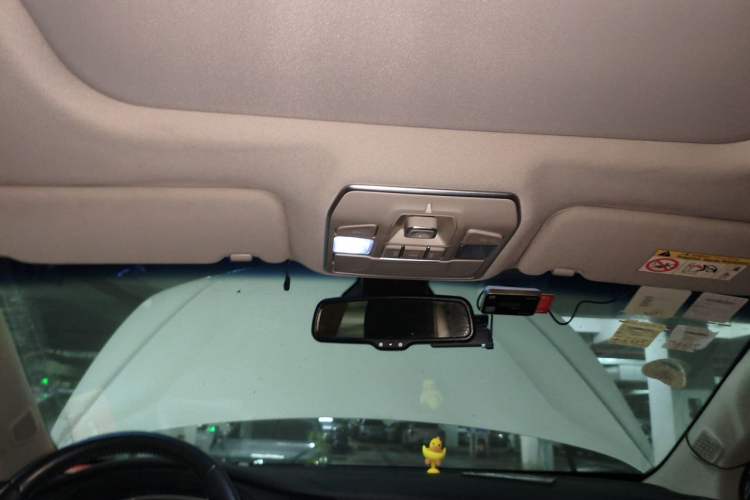 Used Geely Auto Emgrand GT 2015 1.8T Flagship Model Headliner