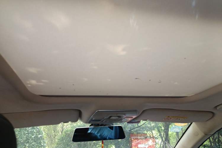 Used Geely Auto Emgrand GT 2015 2.4L Comfort Model Headliner