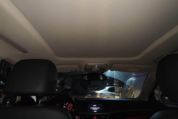 Used Geely Auto Emgrand GT 2015 2.4L Luxury Model Headliner