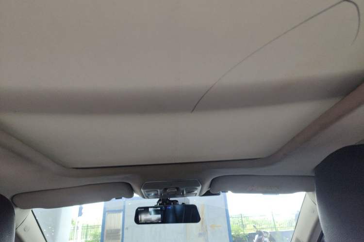 Used Geely Auto Emgrand GT 2015 2.4L Comfort Model Headliner