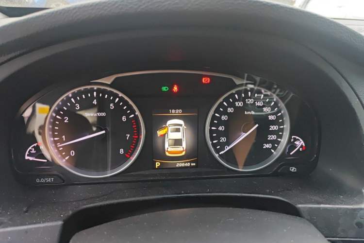 Used Geely Auto Emgrand GT 2015 1.8T Flagship Model Instrument Cluster