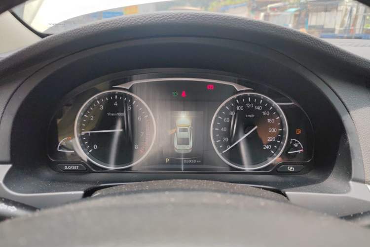 Used Geely Auto Emgrand GT 2015 2.4L Standard Edition Instrument Cluster