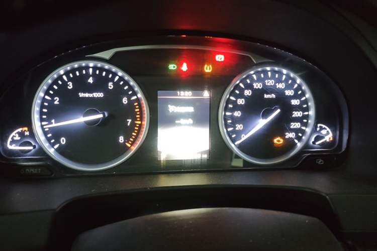 Used Geely Auto Emgrand GT 2015 2.4L Luxury Model Instrument Cluster