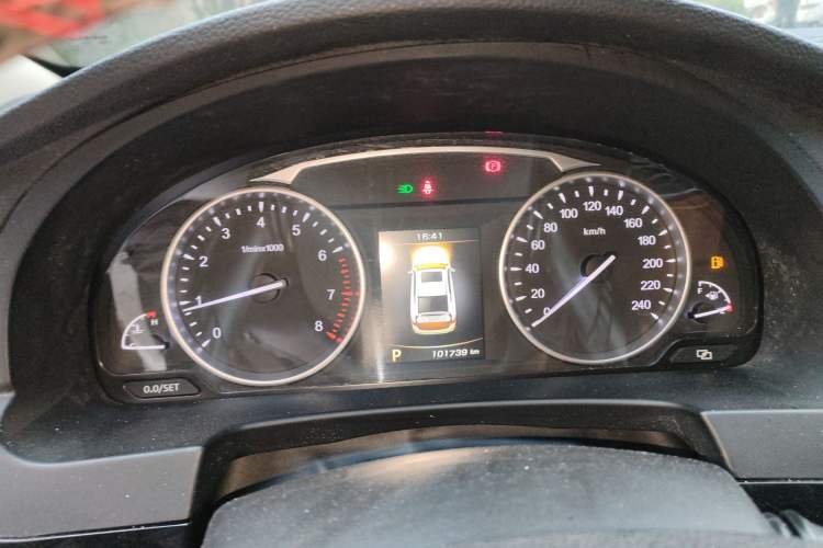 Used Geely Auto Emgrand GT 2015 1.8T Flagship Model Instrument Cluster