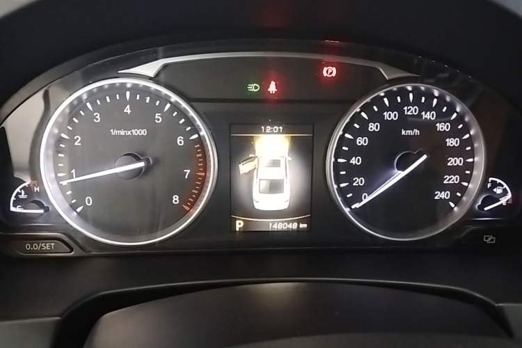 Used Geely Auto Emgrand GT 2015 1.8T Flagship Model Instrument Cluster