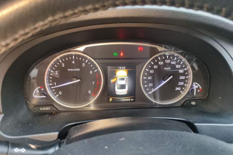 Used Geely Auto Emgrand GT 2015 1.8T Premium Model Instrument Cluster