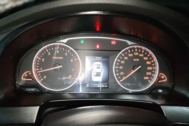 Used Geely Auto Emgrand GT 2015 1.8T Flagship Model Instrument Cluster