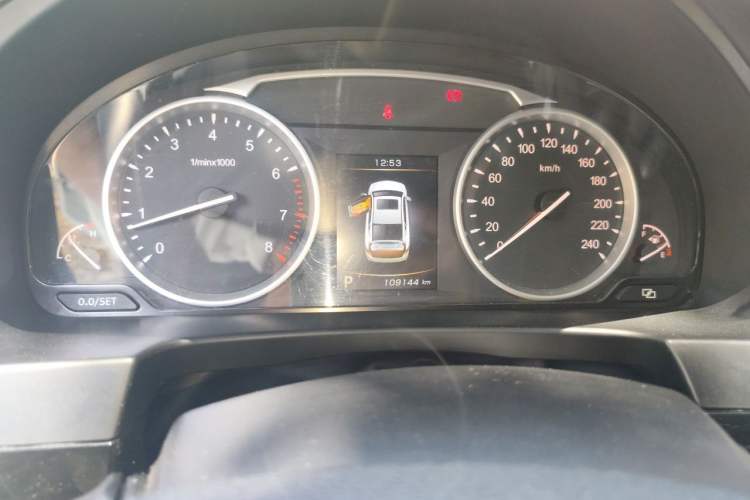 Used Geely Auto Emgrand GT 2015 1.8T Flagship Model Instrument Cluster
