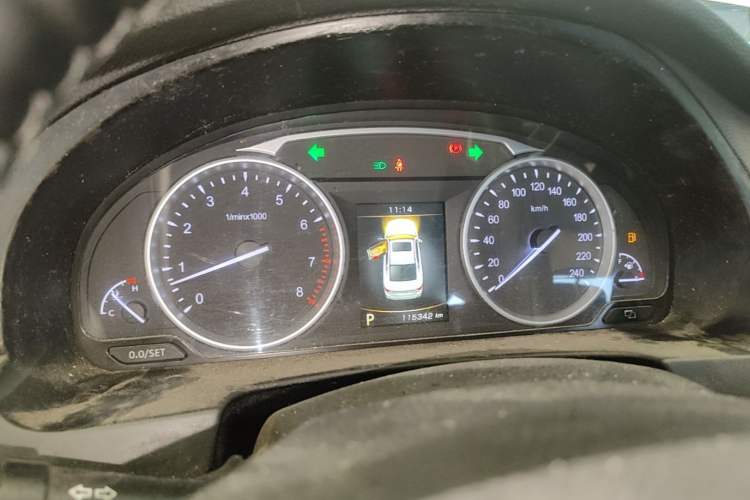 Used Geely Auto Emgrand GT 2015 1.8T Premium Model Instrument Cluster