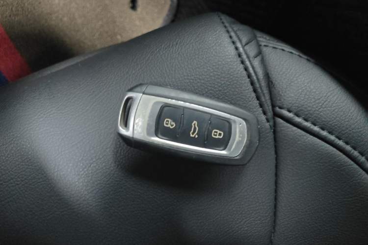 Used Geely Auto Emgrand GT 2015 1.8T Premium Model Interior 1