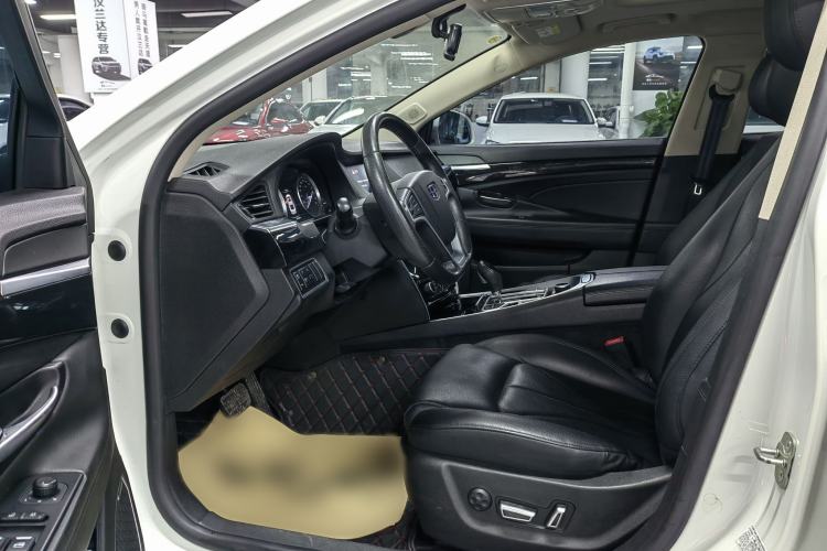 Used Geely Auto Emgrand GT 2015 2.4L Luxury Model Interior 2