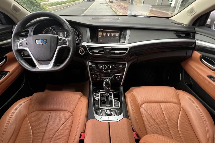 Used Geely Auto Emgrand GT 2015 1.8T Premium Model Interior 6