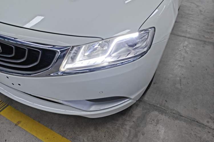 Used Geely Auto Emgrand GT 2015 1.8T Premium Model Left Front Headlight