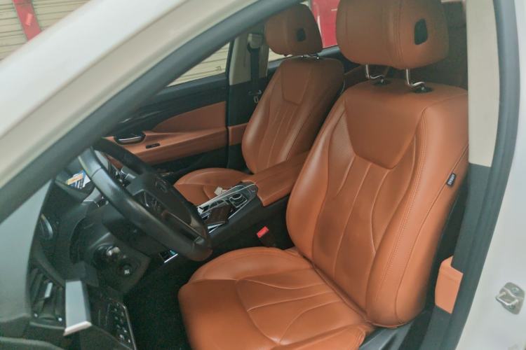 Used Geely Auto Emgrand GT 2015 1.8T Flagship Model Left Front Seat