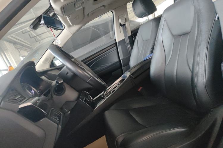 Used Geely Auto Emgrand GT 2015 2.4L Comfort Model Left Front Seat