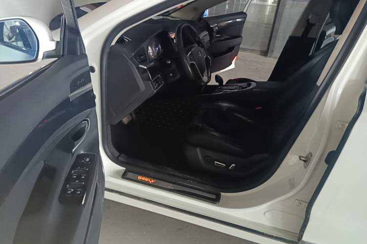 Used Geely Auto Emgrand GT 2015 1.8T Premium Model Left Front Seat