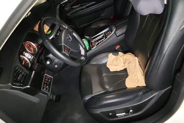 Used Geely Auto Emgrand GT 2015 1.8T Flagship Model Left Front Seat