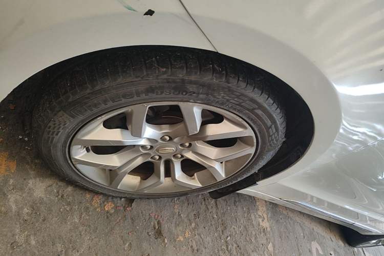 Used Geely Auto Emgrand GT 2015 1.8T Premium Model Left Front Wheel Hub