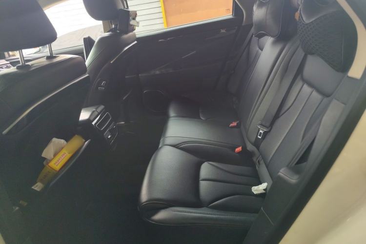 Used Geely Auto Emgrand GT 2015 1.8T Premium Model Left Rear Seat