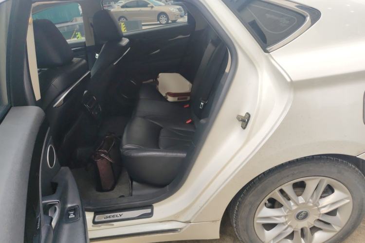 Used Geely Auto Emgrand GT 2015 2.4L Luxury Model Left Rear Seat