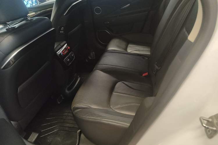 Used Geely Auto Emgrand GT 2015 1.8T Flagship Model Left Rear Seat