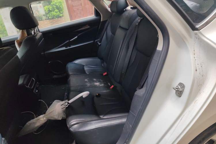 Used Geely Auto Emgrand GT 2015 2.4L Standard Edition Left Rear Seat
