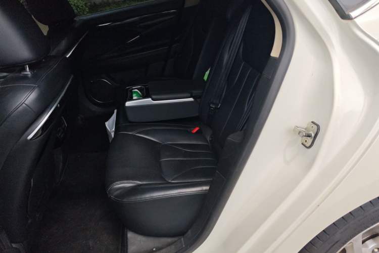 Used Geely Auto Emgrand GT 2015 1.8T Premium Model Left Rear Seat