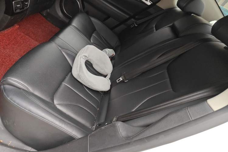 Used Geely Auto Emgrand GT 2015 2.4L Luxury Model Left Rear Seat