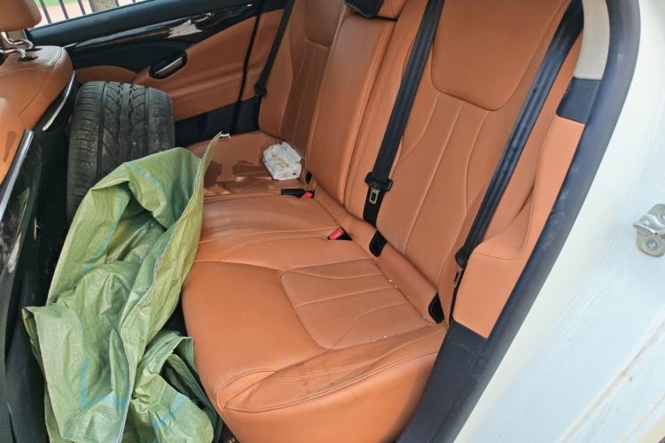 Used Geely Auto Emgrand GT 2015 1.8T Flagship Model Left Rear Seat