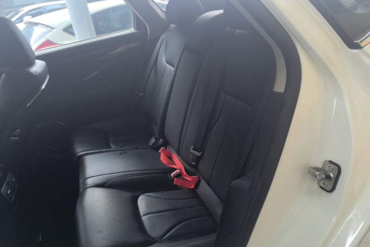 Used Geely Auto Emgrand GT 2015 1.8T Flagship Model Left Rear Seat